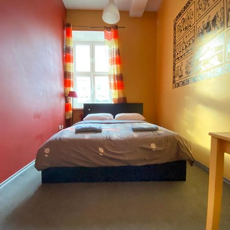 Oliwka Hostel Varsovie Extérieur photo