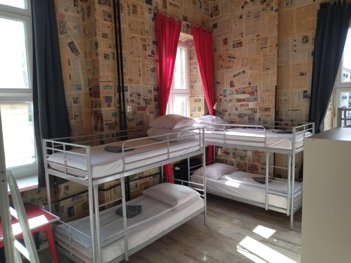 Oliwka Hostel Varsovie Extérieur photo
