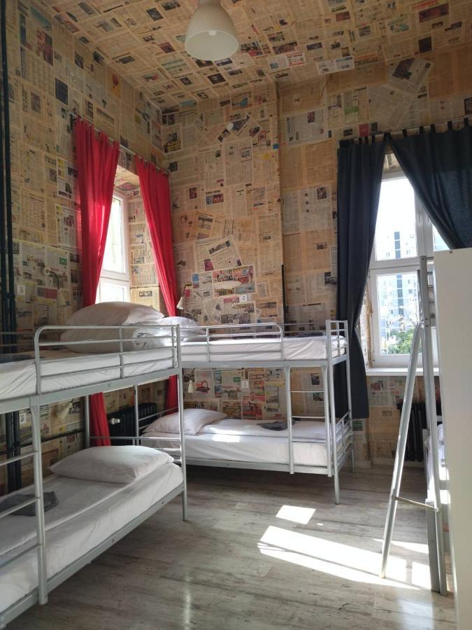 Oliwka Hostel Varsovie Extérieur photo