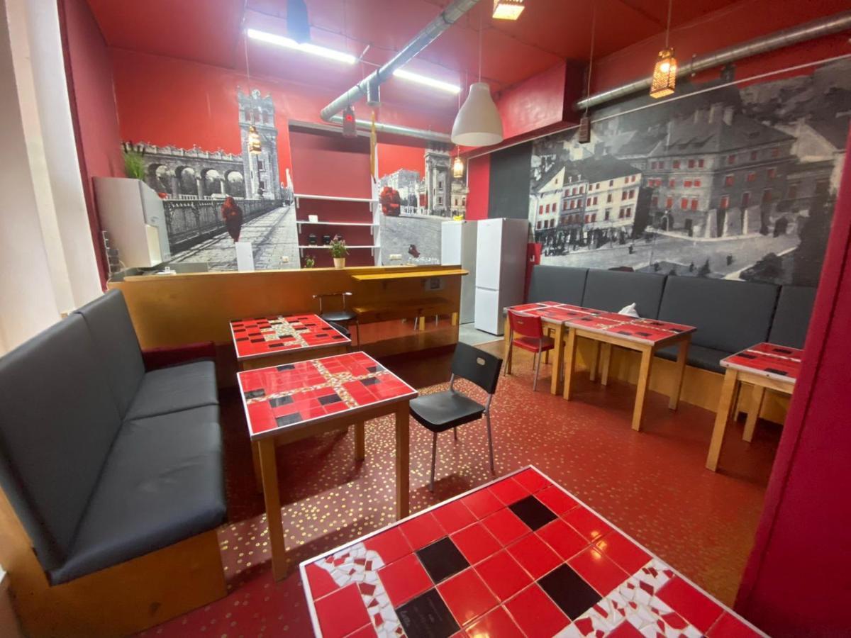 Oliwka Hostel Varsovie Extérieur photo